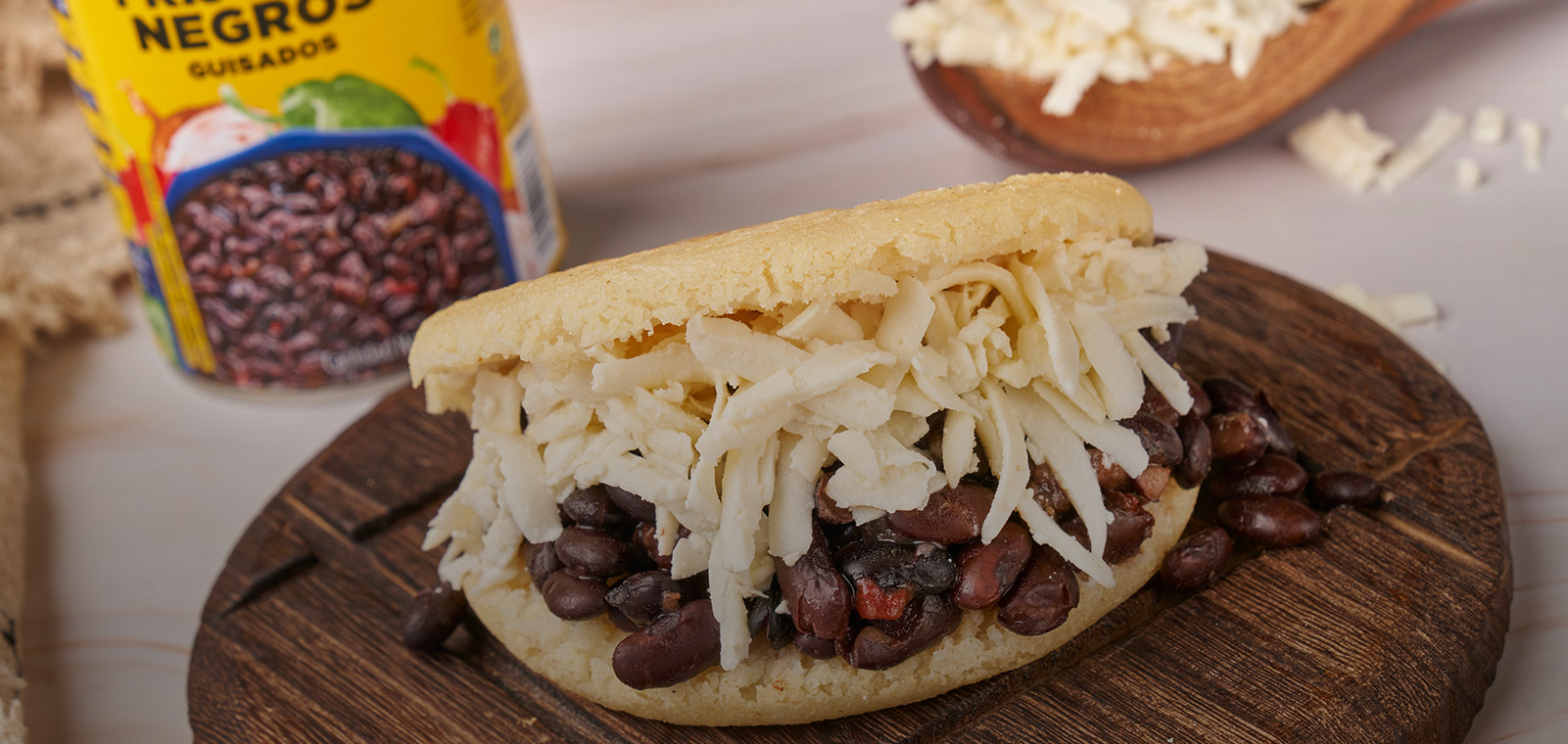 Arepa Dominó