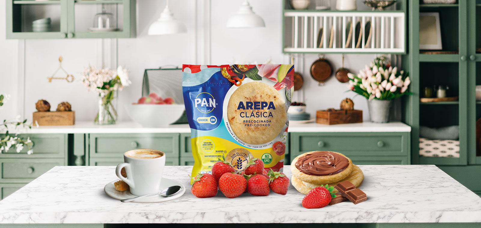 Arepa con Mantequilla de Maní y Crema de Fresa
