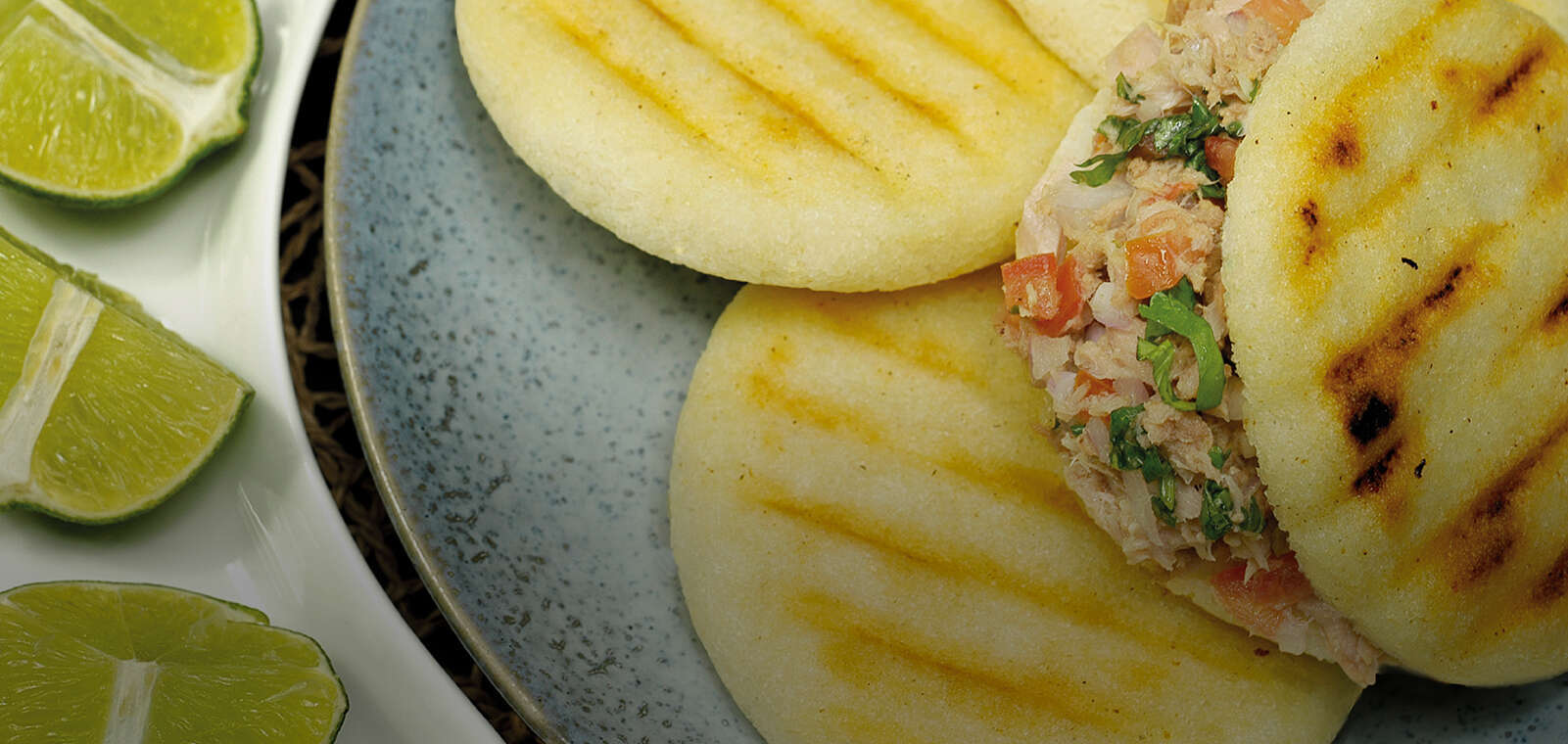 Arepitas de Ensalada de Atún