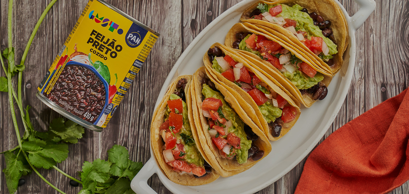 Tacos Veganos de Frijoles Negros Guisados